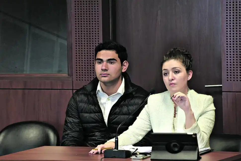 EN LA AUDIENCIA. Serafín Ríos y su abogada, María Fernanda Battig. la gaceta / foto de franco vera