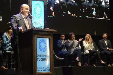 Manzur: “el peronismo va a hacer que Dios atienda en el interior”