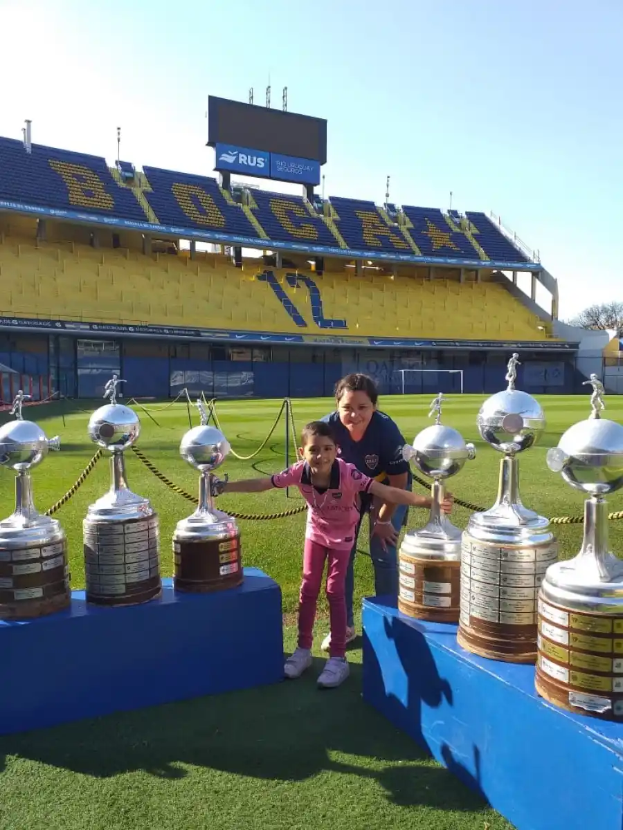 Un encuentro del corazón entre “Delfi” y Carlos Tevez
