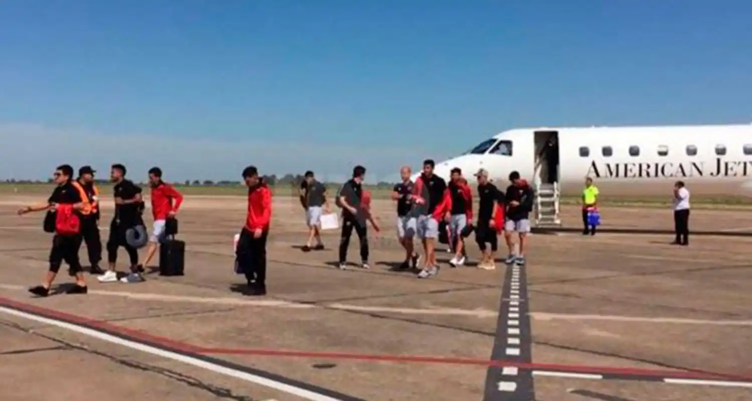 El arribo al aeropuerto fue a las 10.30.