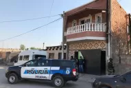 San Cayetano: pasaron de un rancho a una casa de dos plantas inaccesible para la Policía