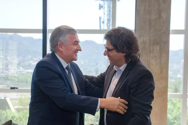 Morales denunció defensa corporativa