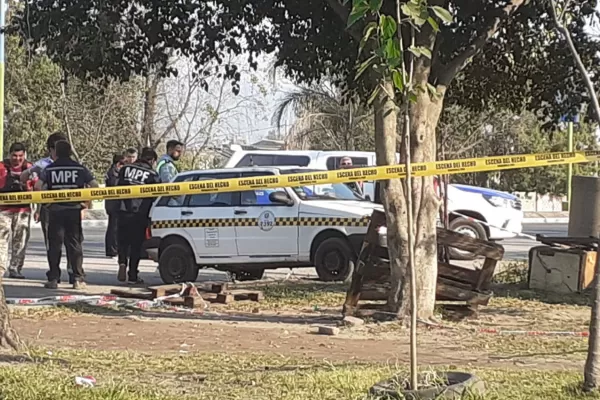 Asesinaron a un taxista en la avenida Papa Francisco