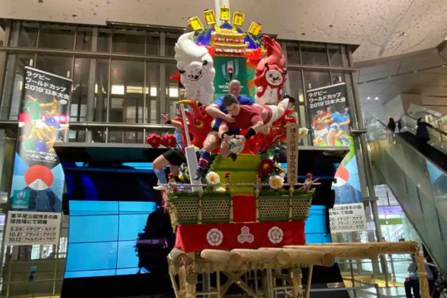 La Copa del Mundo, en las estaciones de trenes y en los centros comerciales de Fukuoka.