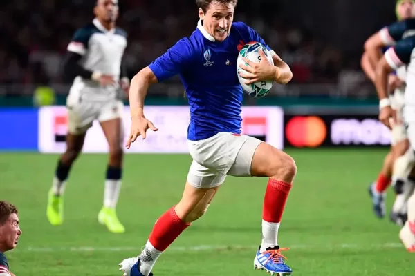 Francia sacó punto bonus y le metió más presión a Los Pumas
