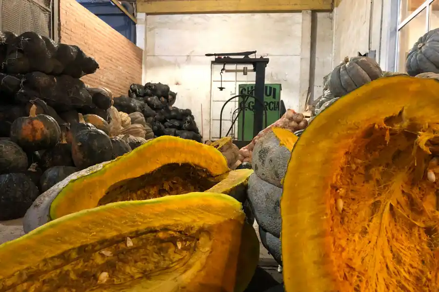 DE EXPORTACIÓN. La fruta y verdura que se vende es de primera calidad. 