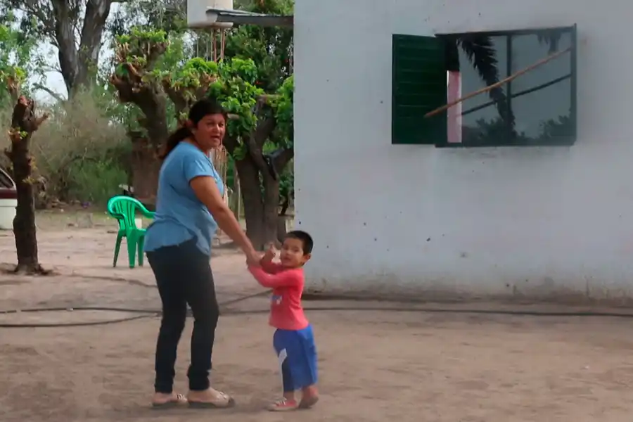 “Destino la mitad de mi sueldo a pagar los medicamentos”