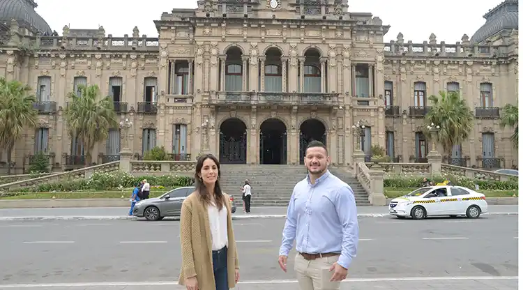 Gigante chino de las energías renovables capacitará a tucumanos