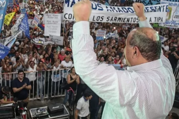 La última ofrenda de Manzur para Alberto Fernández