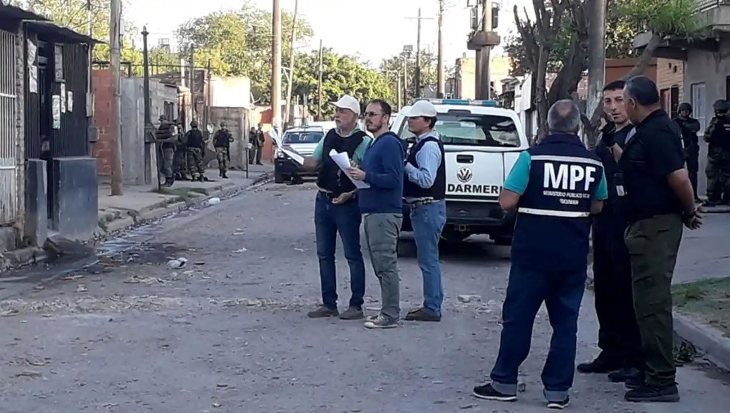 Allanamientos en San Cayetano