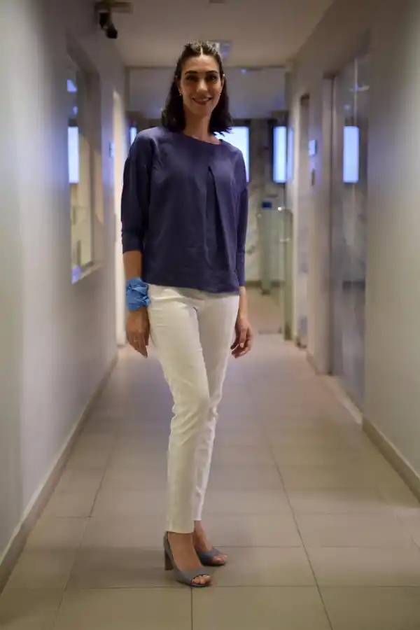 Pecci combinó el azul de su blusa con el pañuelo celeste en su muñeca. la gaceta / fotos de inés quinteros orio 