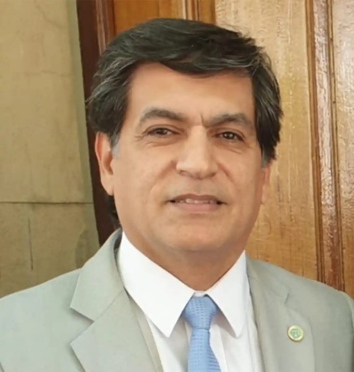 ¿Considera que los jueces tucumanos son suficientemente independientes? 