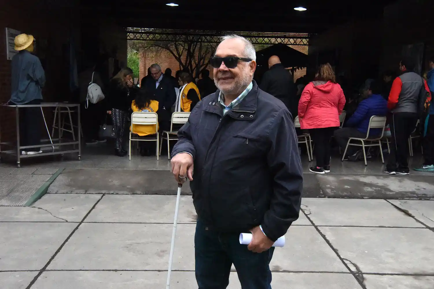 HOMENAJEADO. El profesor León Gasparín recibió un reconocimiento por su tarea,