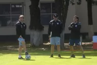 Atlético no tuvo partido pero sí festejo por el cumpleaños de Zielinski