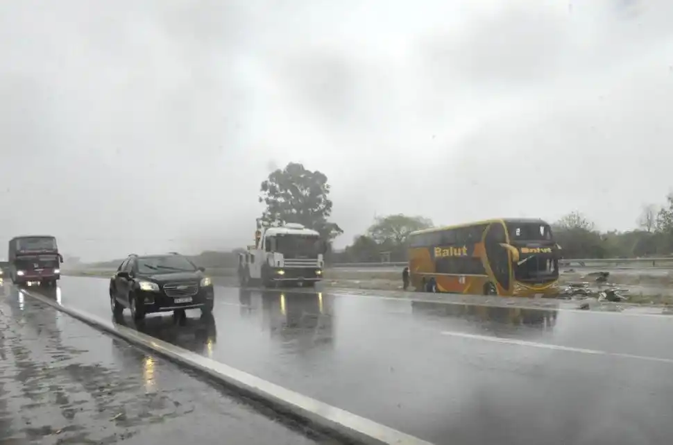 RECORRIDO. El ómnibus había salido de Jujuy y se dirigía a Córdoba. cla gaceta / foto de antonio ferroini 