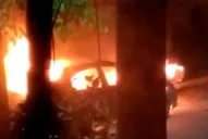 Un vecino filmó el incendio del auto que le robaron al agricultor asesinado
