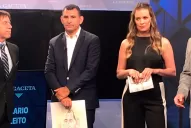 Enojado porque vino a debatir ideas, Leito quiso saltarse una pregunta del debate