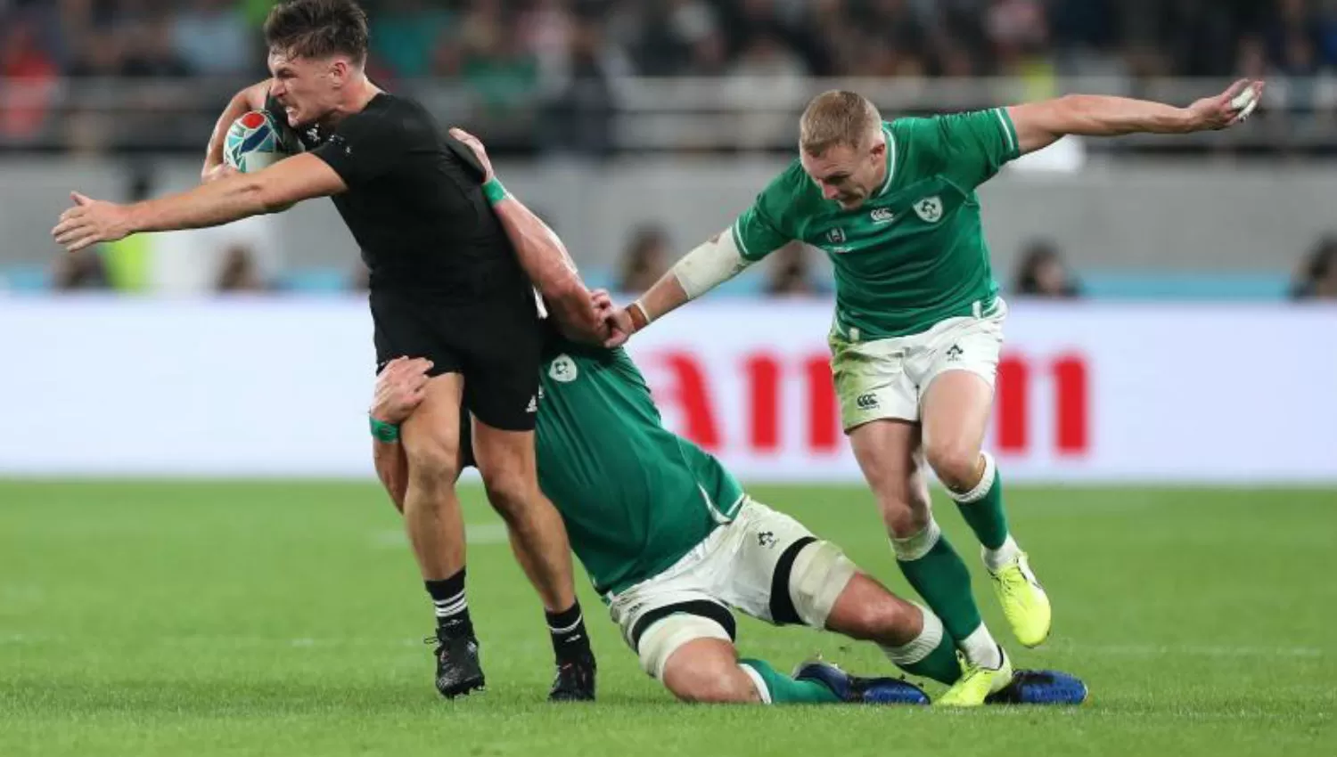Nueva Zelanda goleó a Irlanda y jugará en semifinales con Inglaterra