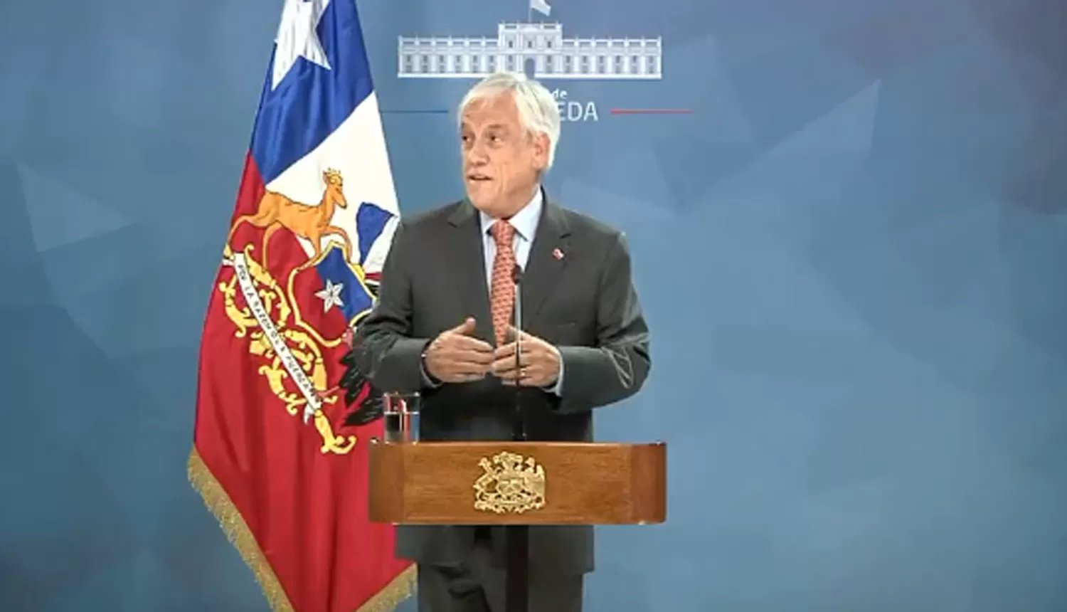 Piñera anunció la suspensión de la suba de las tarifas de subte