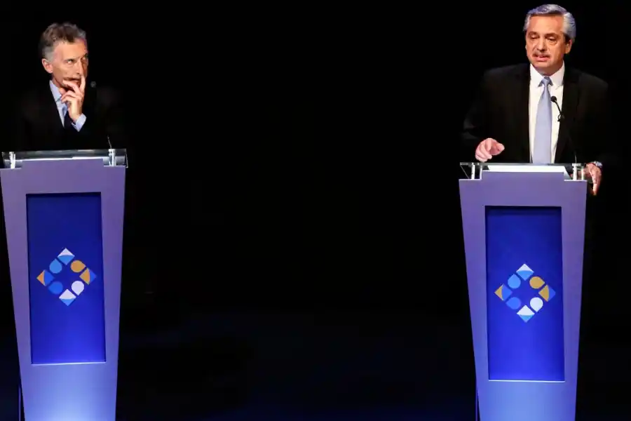 Macri y Fernández se cruzaron en el debate.
