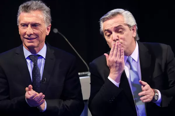 Macri tomó la iniciativa y se centró en la corrupción k; Fernández se mostró más calmo