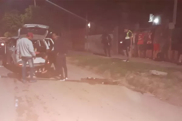 Circulaban en un auto haciendo zigzag: la Policía los paró y les halló droga