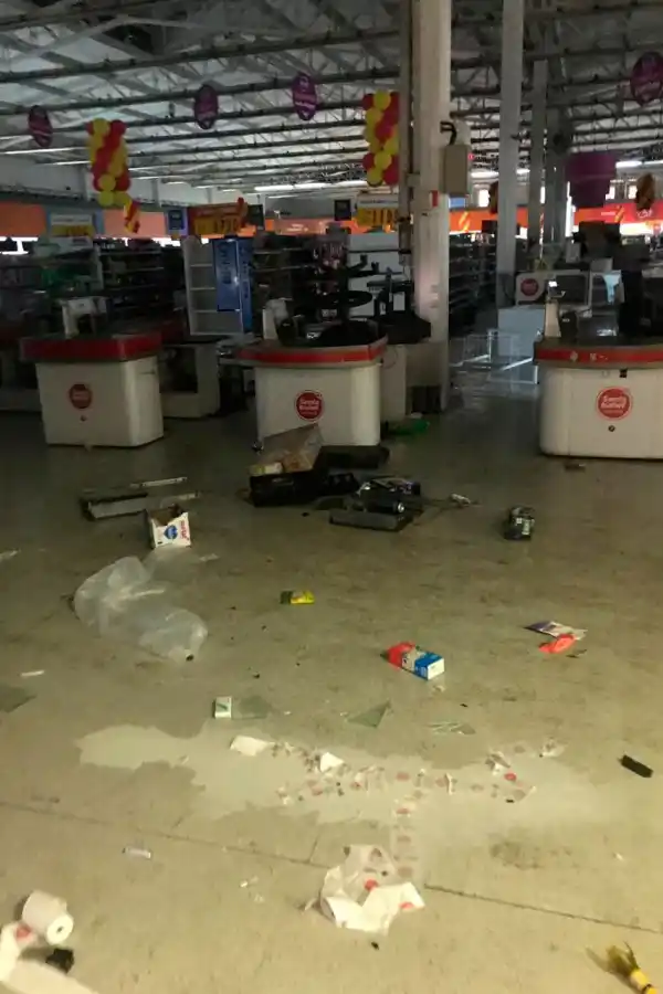 Piñera: “Chile está en guerra contra un enemigo poderoso e implacable