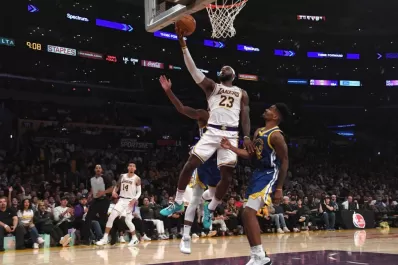 Comienza la acción en la NBA