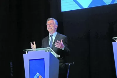 Crédito UVA: Macri indicó que se actualizará por salario y no por inflación
