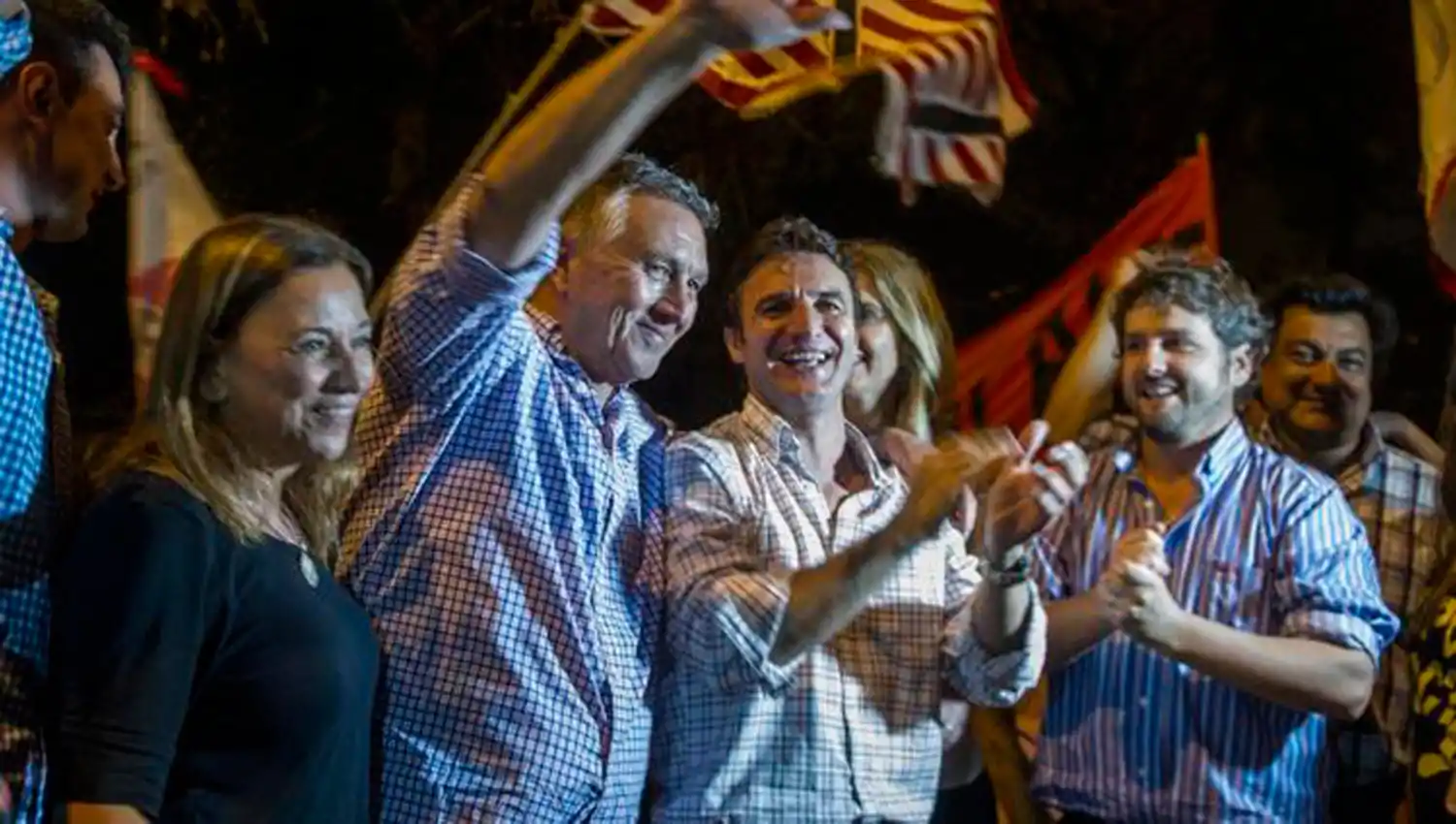 Julio César Herrera junto al intendente de Concepción, Roberto Sánchez.