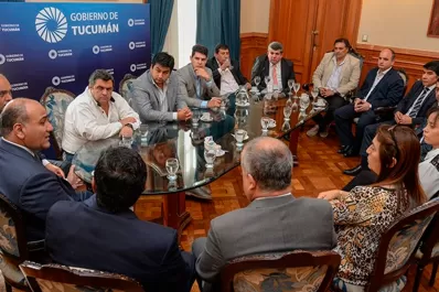 Municipios del interior en alerta: la Provincia les debe fondos desde agosto