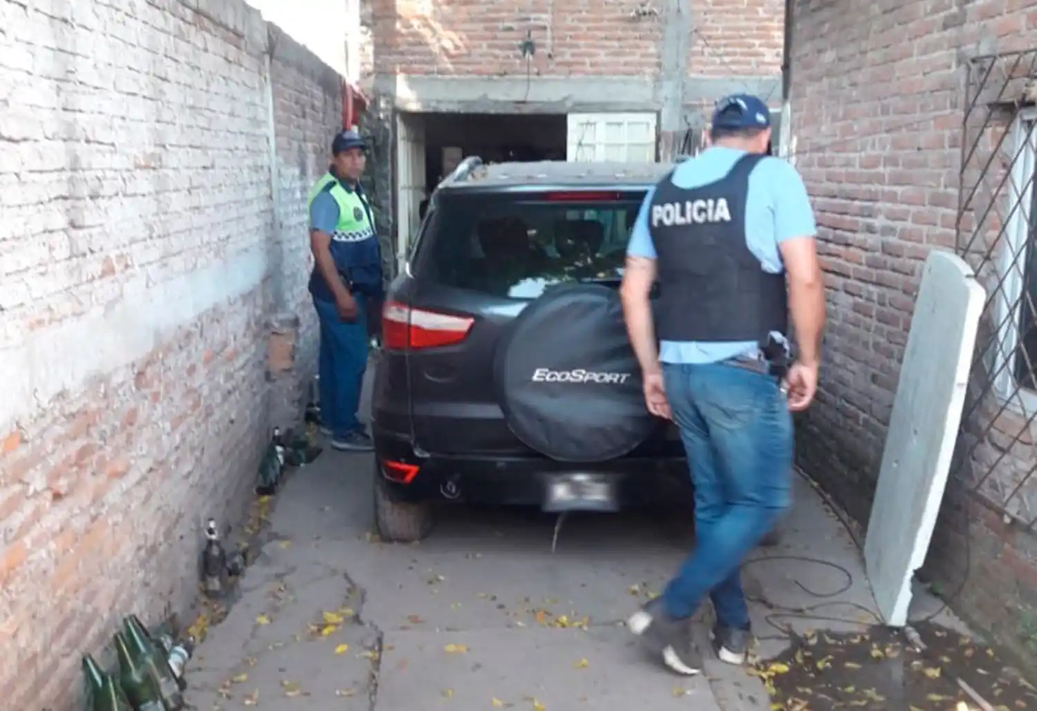 TODO EN ÓRDEN. La camioneta estaba en buenas condiciones, cuando la encontraron. COMUNICACIÓN PÚBLICA