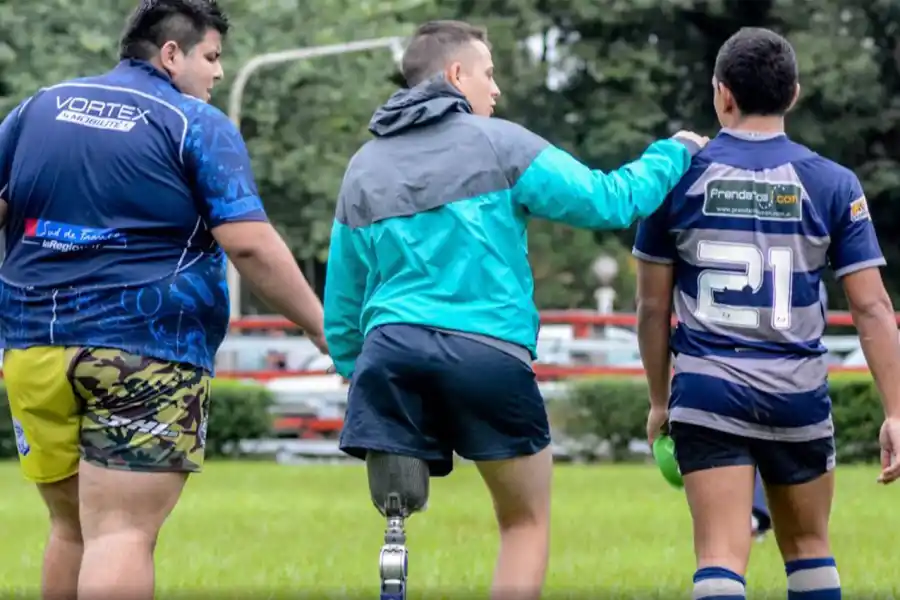 HASTA SIEMPRE. Sus compañeros y amigos lo acompañaron en el último tramo.