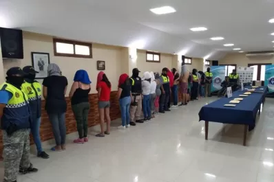 Un salón de fiestas habría sido base de una red narco