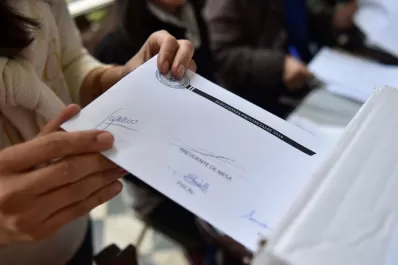 Ya rige la veda electoral: ¿qué podés hacer y qué no hasta el cierre de los comicios?
