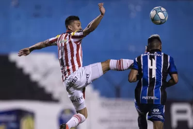 San Martín gana hasta cuando no juega del todo bien