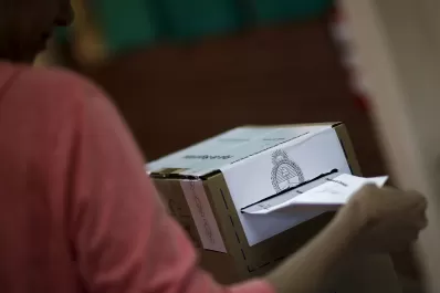 En un hecho inédito, habrá colectivos gratis para votar el domingo en Tucumán