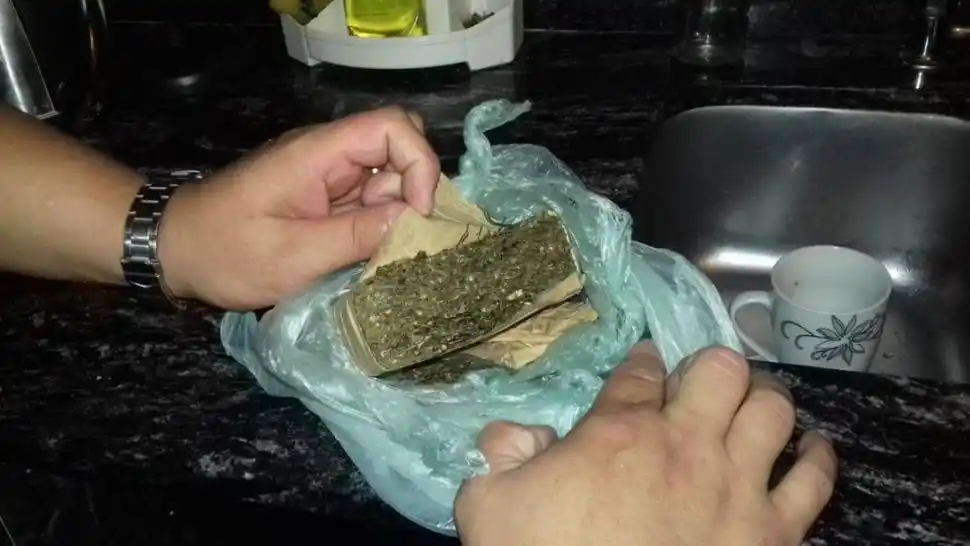 Un salón de fiestas habría sido base de una red narco