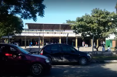 Iba a votar, se descompensó en el camino y murió en el Caps