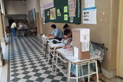 ¿Notaste alguna irregularidad en las elecciones? Compartila a través de nuestro Whatsapp