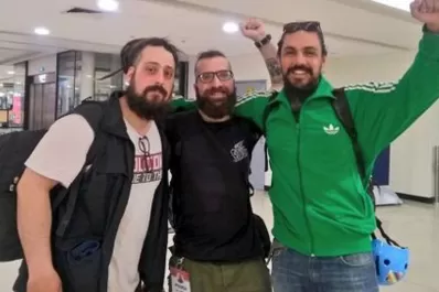 Liberan a los periodistas argentinos detenidos en Chile y les permiten ingresar al país