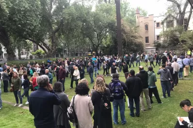 Elecciones presidenciales: votan los argentinos que viven en el exterior