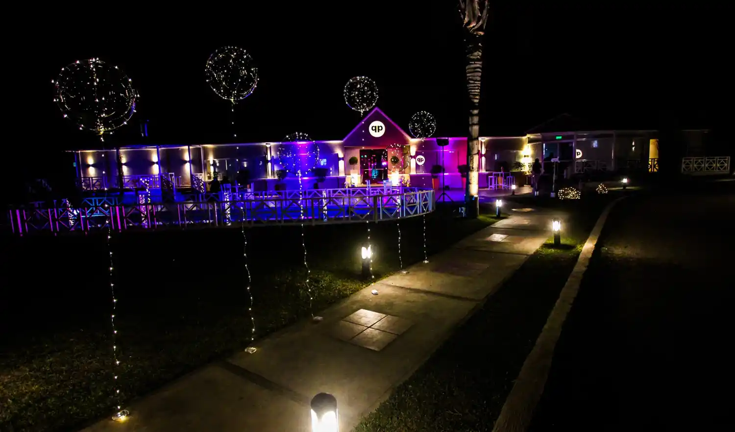 El salón de Tafí Viejo admitió el robo a los novios, pero duda del monto