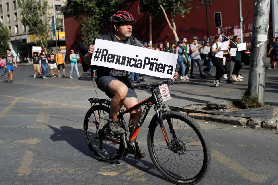 AGENDA. La propuesta de Piñera son rechazadas por los manifestantes.  