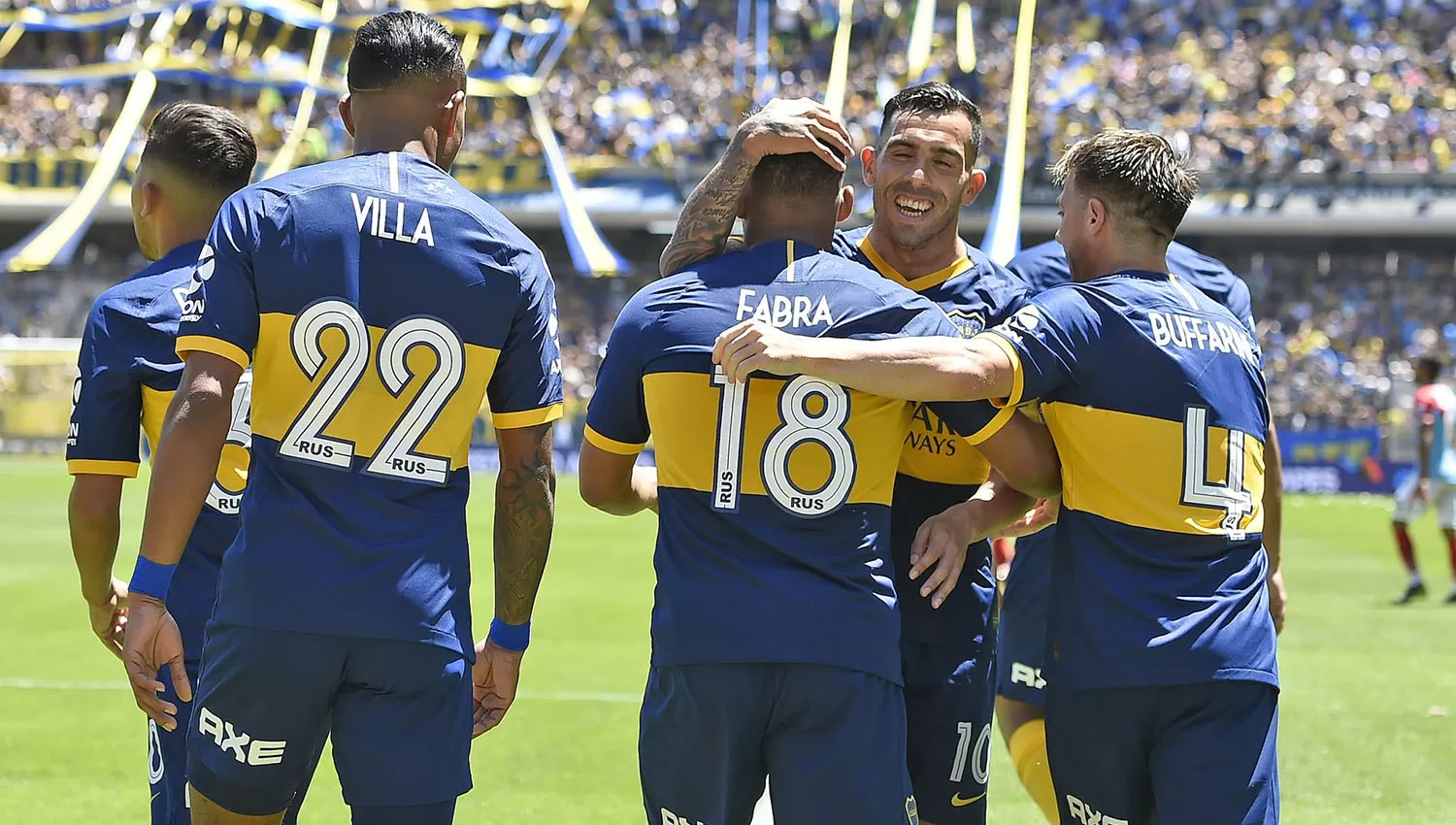 Tevez abrió el camino de la goleada de Boca contra Arsenal el domingo. (FOTO TOMADA DE CLUB ATLÉTICO BOCA JUNIORS)
