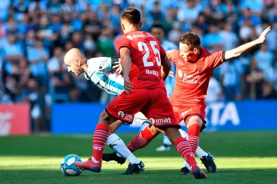 El gol de Reniero le dio el triunfo y una alegría a Racing frente a Huracán