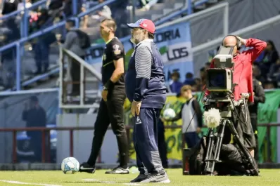 ¿Y si el Gimnasia de Diego sólo juega de visitante?
