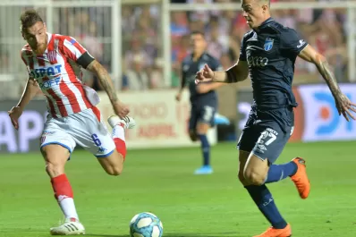 Augusto Lotti sufrió un esguince de ligamento colateral interno de rodilla