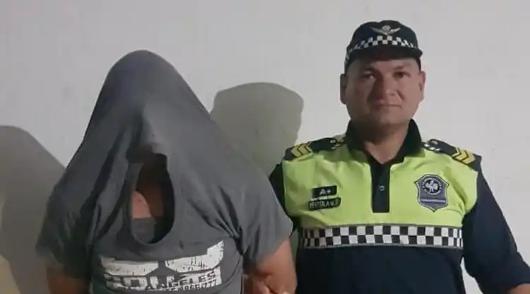 Lo buscaban en todo el país desde hace cinco años por intentar matar a un hombre: estaba en Alberdi