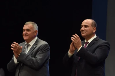 Manzur encabezaría una gira antes de la asunción de Alberto Fernández